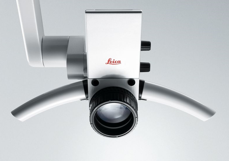 歯科用　顕微鏡 「Leica M320 F12」